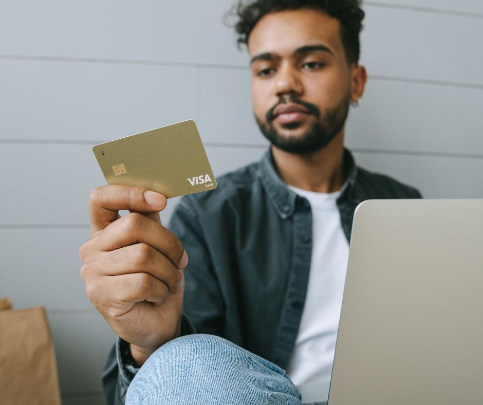 How Long Does a Late Payment Hurt Your Credit?